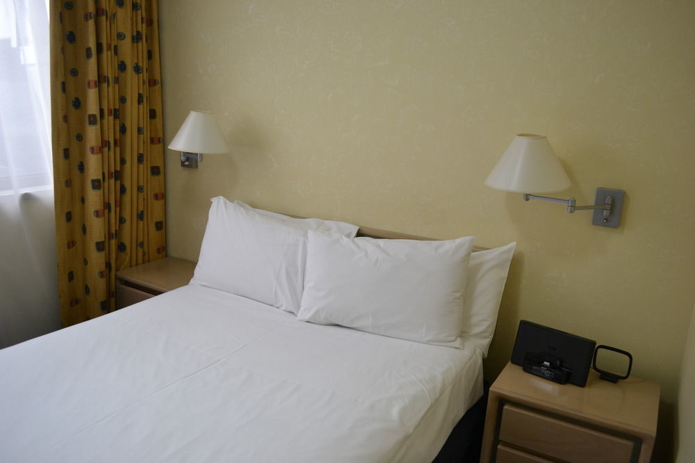 Mid City Motel ווארנאמבול מראה חיצוני תמונה